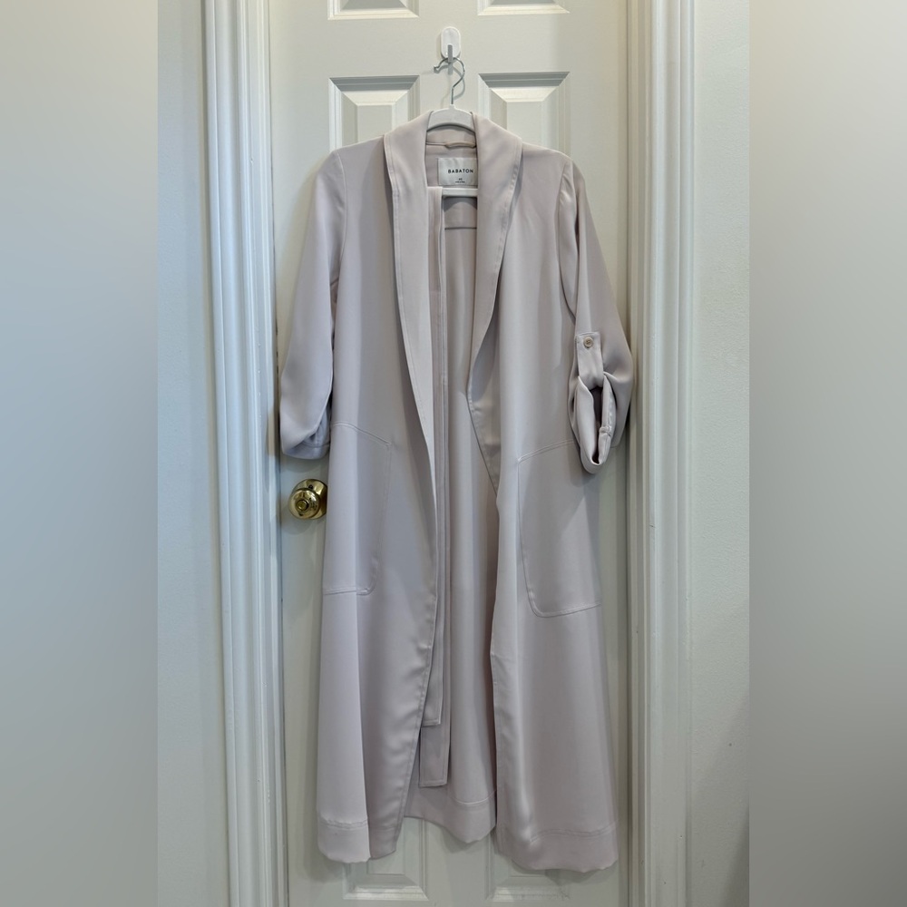 Aritzia Babaton Kahlo Robe XS in Bone